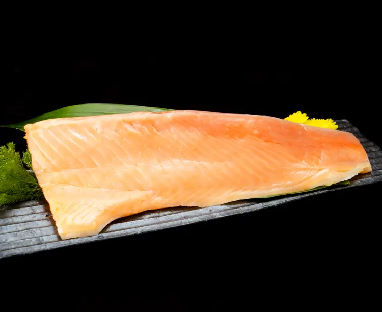 宮城県産「銀鮭 刺身用(柵)」175g