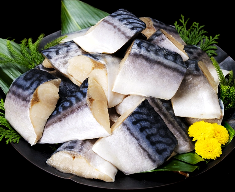 訳あり大容量!脂がのった美味しい骨取りサバ(1キロ・無塩)