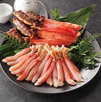 虎ノ門市場の2026年おせち｜殻むきズワイガニ一番脚・生タラバガニポーションセット