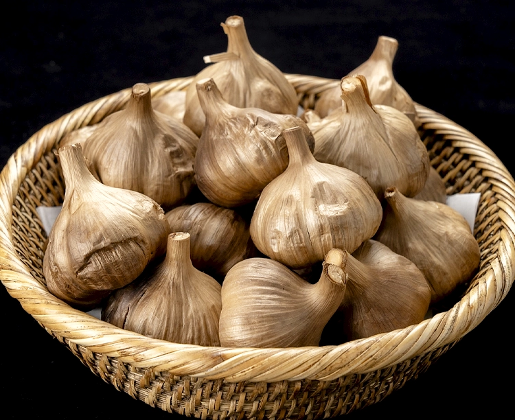 【正規品】熟成 青森の黒にんにく（ホール20個セット）