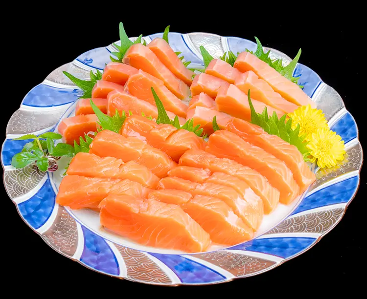 「国産いくら」と「宮城県産銀鮭（柵・切り身）」 計1kgセット