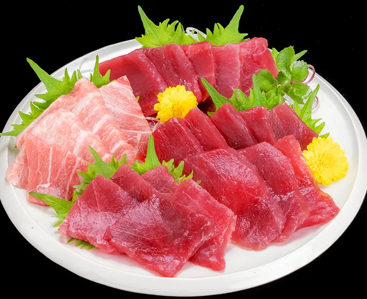 三陸発！肉と魚のプレミアムセット（厚切り牛タン・天然本マグロ・銀鮭【刺身用】）