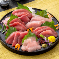 虎ノ門市場の2027年おせち｜訳あり！北海道噴火湾産 本まぐろ切り落とし１kg